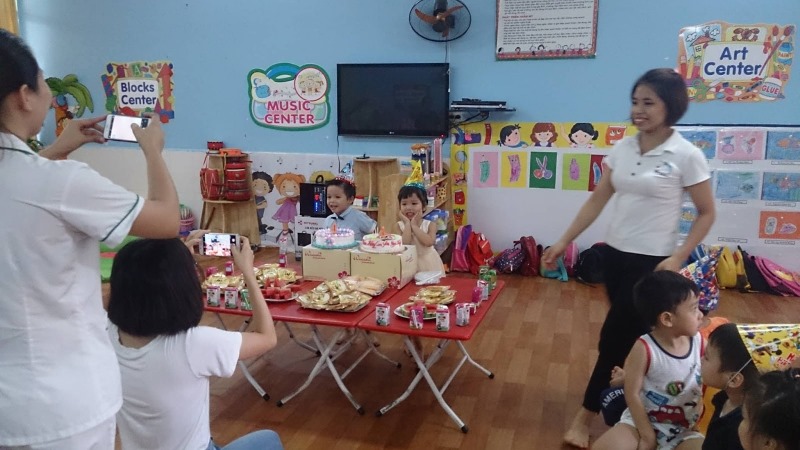 Cách đơn giản để chơi tổ chức sinh nhật với bé Cách đơn giản để chơi tổ chức sinh nhật với bé