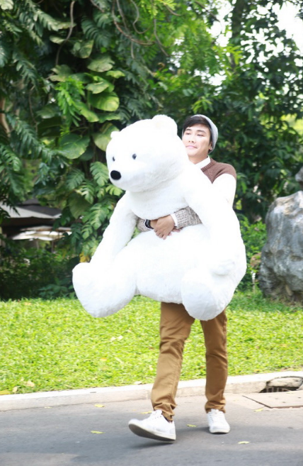 Ngày đầu tiên hẹn hò bạn sẽ tặng gì để cưa đổ nàng Ngày đầu tiên hẹn hò bạn sẽ tặng gì để cưa đổ nàng