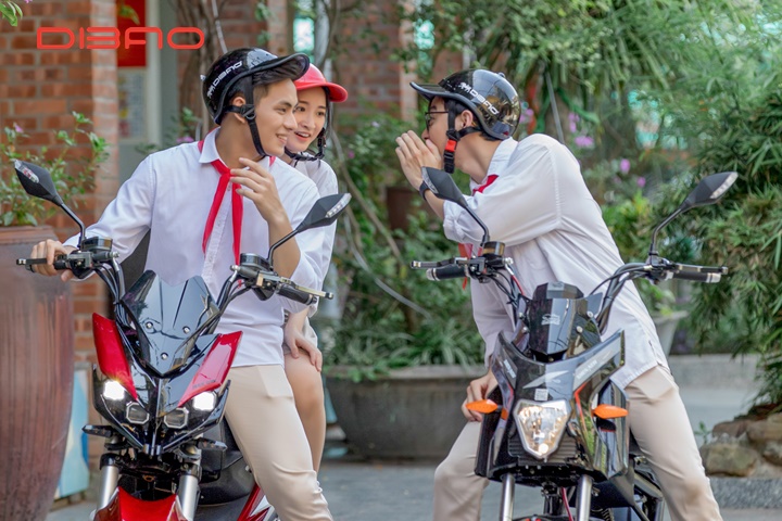 Những lưu ý trong cách sử dụng xe máy điện khi trời mưa