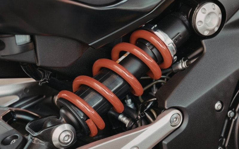 nguyên nhân gây giảm xóc xe máy bị chảy dầu