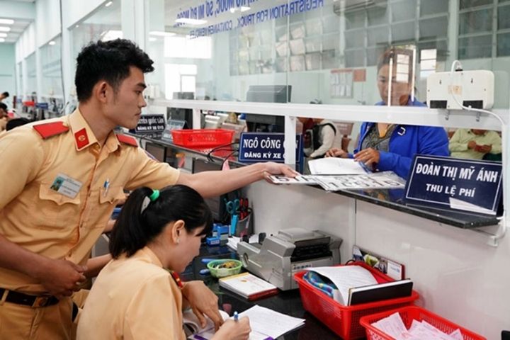 Thủ tục thu hồi biển số xe