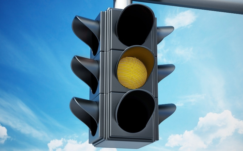 vượt đèn vàng có bị phạt không