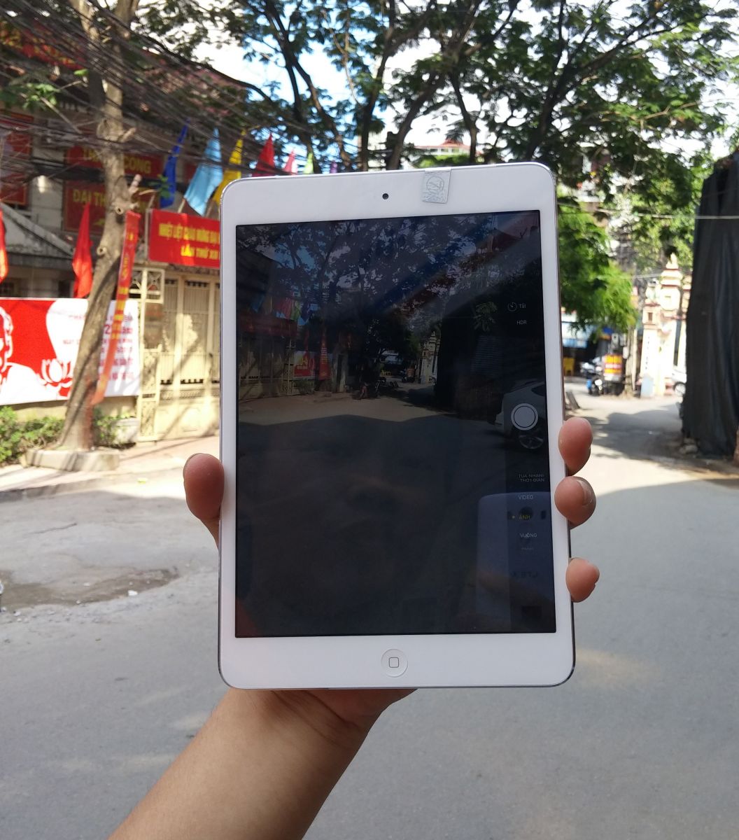 Mặt trước iPad Mini 2 