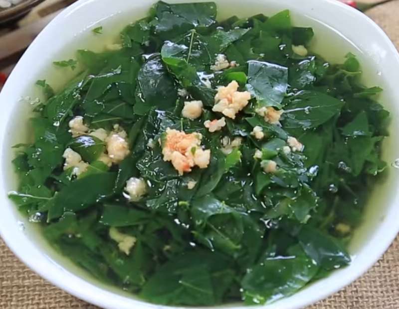 Gợi ý 3 cách nấu canh rau ngót ngon ngọt mà đơn giản | Tinh hoa quê nhà Gợi Ý 3 Cách Nấu Canh Rau Ngót Ngon Ngọt Mà Đơn Giản | Tinh Hoa Quê Nhà