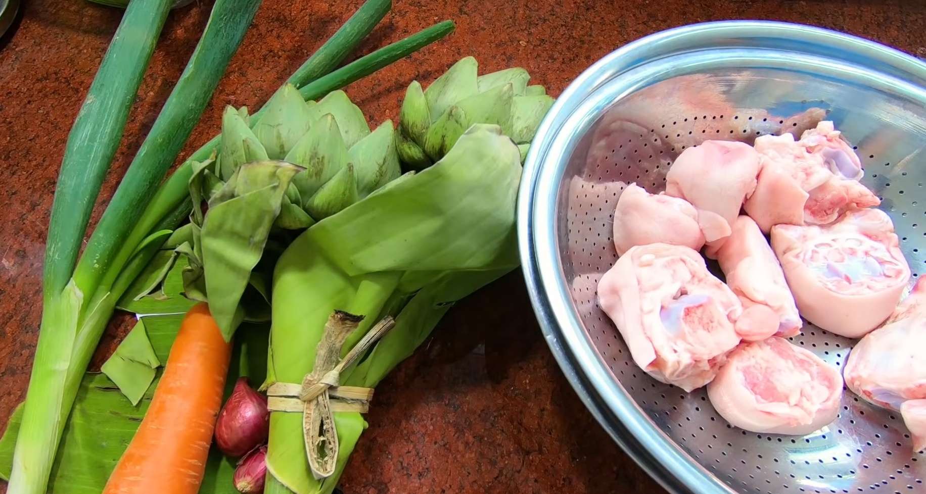 2 cách nấu bông Atiso tươi với giò heo thơm ngon bổ dưỡng - Hỏi Gì 247