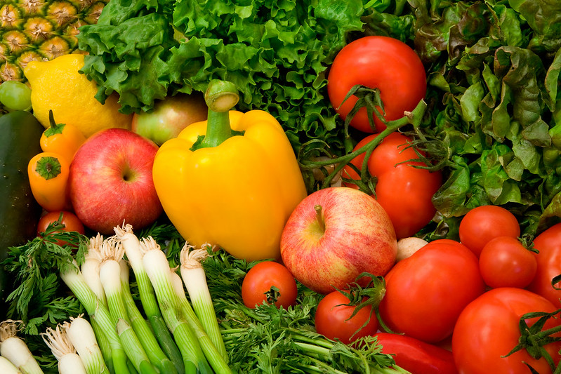 Người bệnh gút được khuyến khích ăn các loại rau củ quả giàu chất xơ