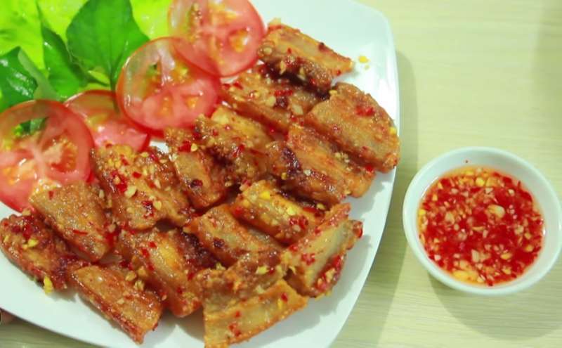 Thịt chiên mắm tỏi