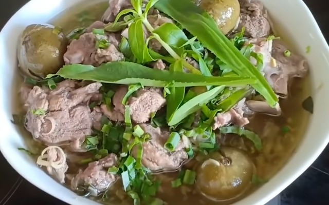 Cách làm vịt om sấu đơn giản 17 Cách làm vịt om sấu đơn giản
