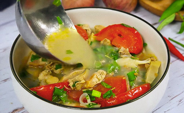 Cách làm món canh trai nấu chua vừa mát vừa sạch cho ngày hè | Tinh hoa quê nhà Cách Làm Món Canh Trai Nấu Chua Vừa Mát Vừa Sạch Cho Ngày Hè | Tinh Hoa Quê Nhà