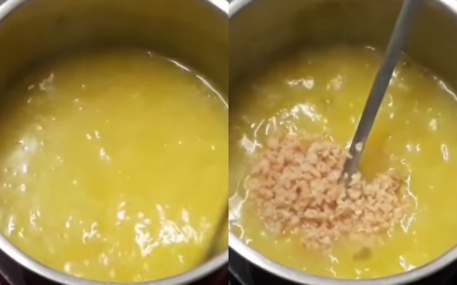 Cháo cá hồi bí đỏ cho bé ăn dặm