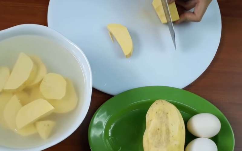 Cách làm bánh khoai lang chiên xù