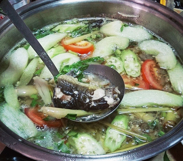 Nấu canh chua cá