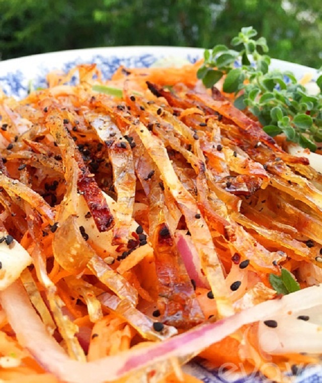 Hướng dẫn làm khô cá bò tại nhà thơm ngon và chi tiết 5 Trổ tài với món gỏi cá bò một nắng