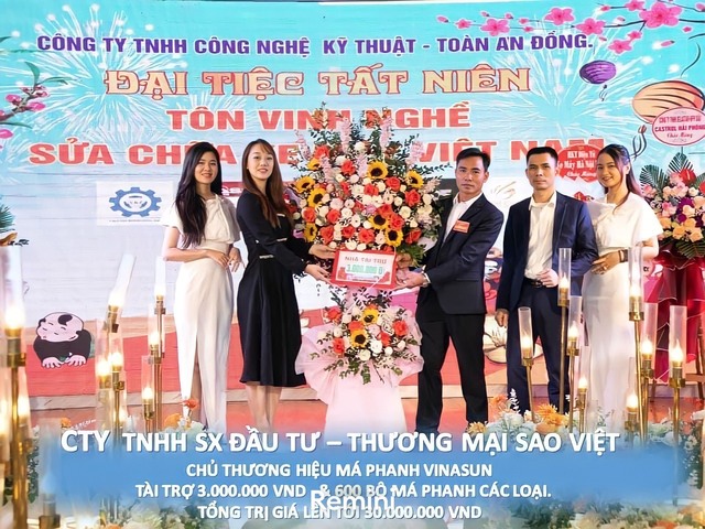 MÁ PHANH XE MÁY VINASUN VINH DỰ THAM GIA ĐÓN ĐẠI TIỆC TẤT NIÊN TẠI THÀNH PHỐ HOA PHƯỢNG ĐỎ