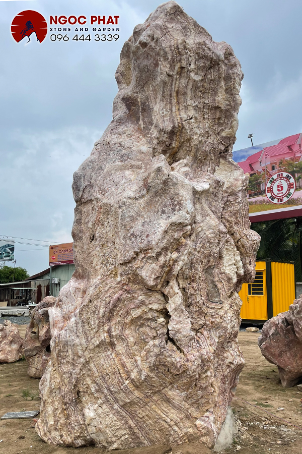 Đá Cảnh Sân Vườn Ngọc Phát