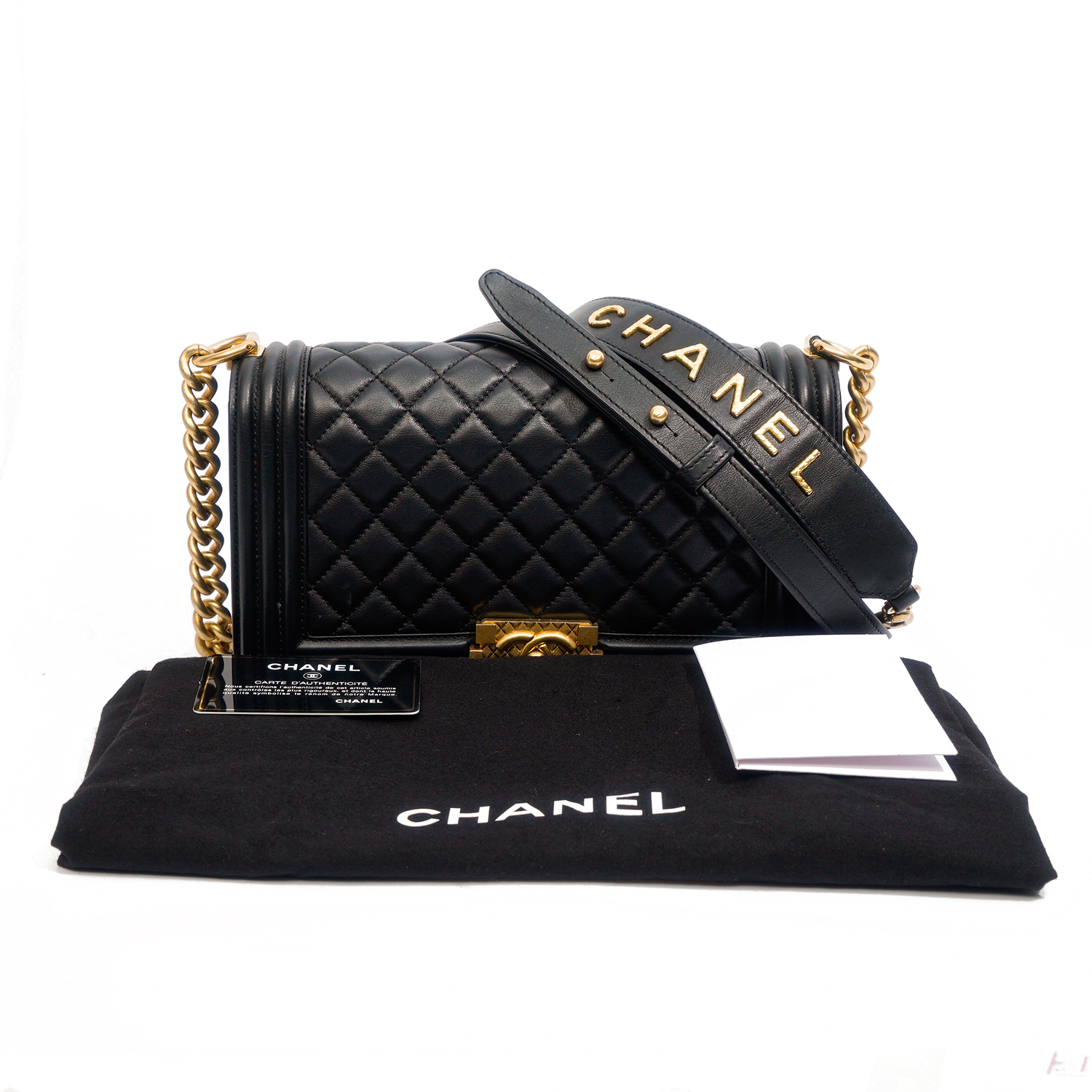 Túi Chanel Boy Handle Logo CHANEL Medium Da Lambskin Màu Đen Khóa Vàng