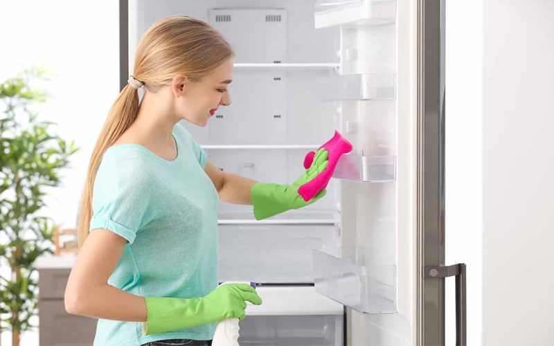 5 bước đơn giản vệ sinh tủ lạnh bằng SAGREN
