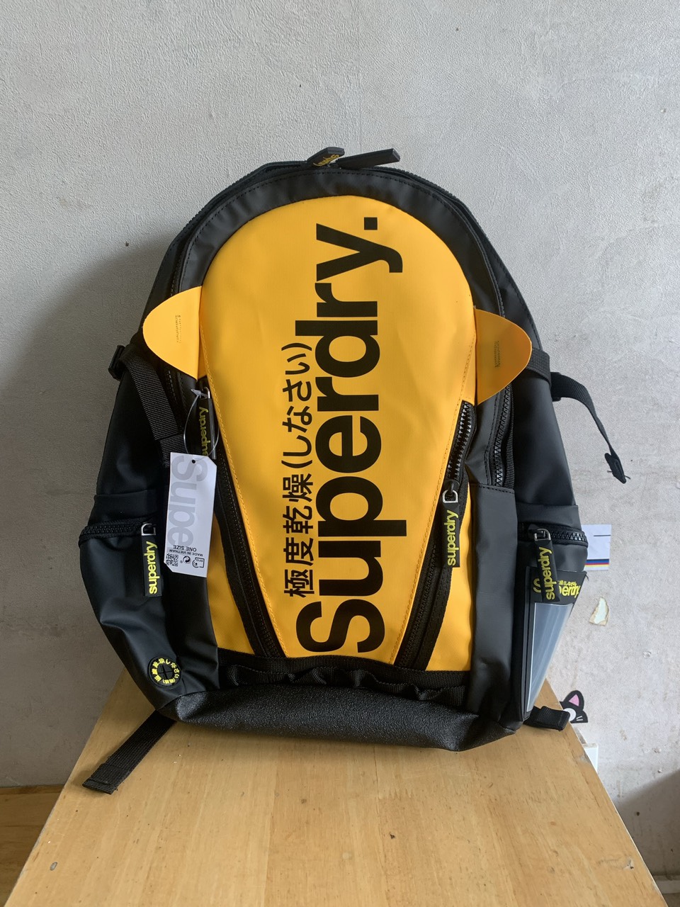 Superdry tarp backpack Black/Yellow