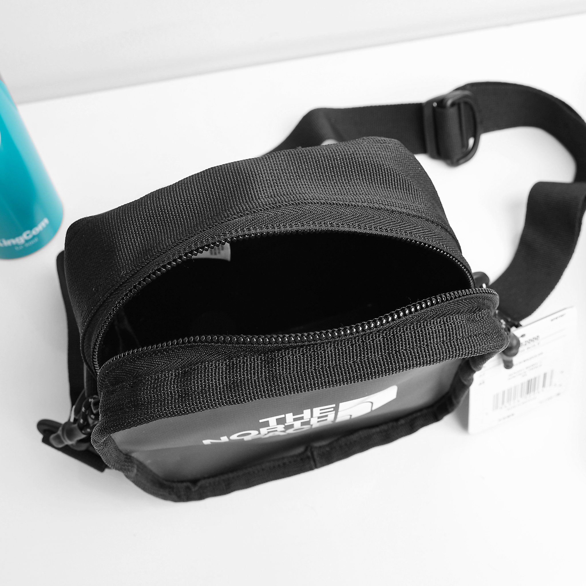 the north face bardu shoulder bag