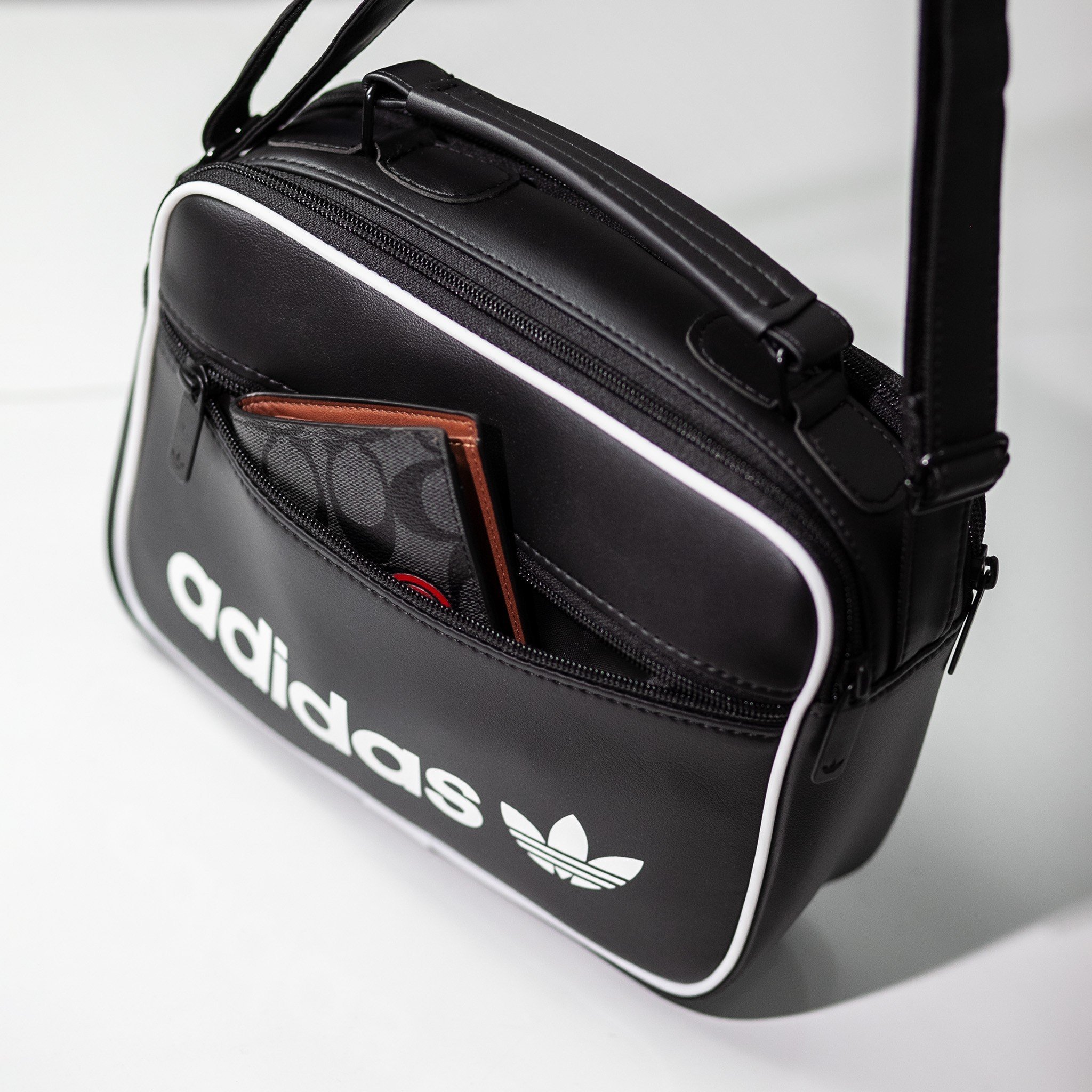 Mini vintage cheap airliner bag