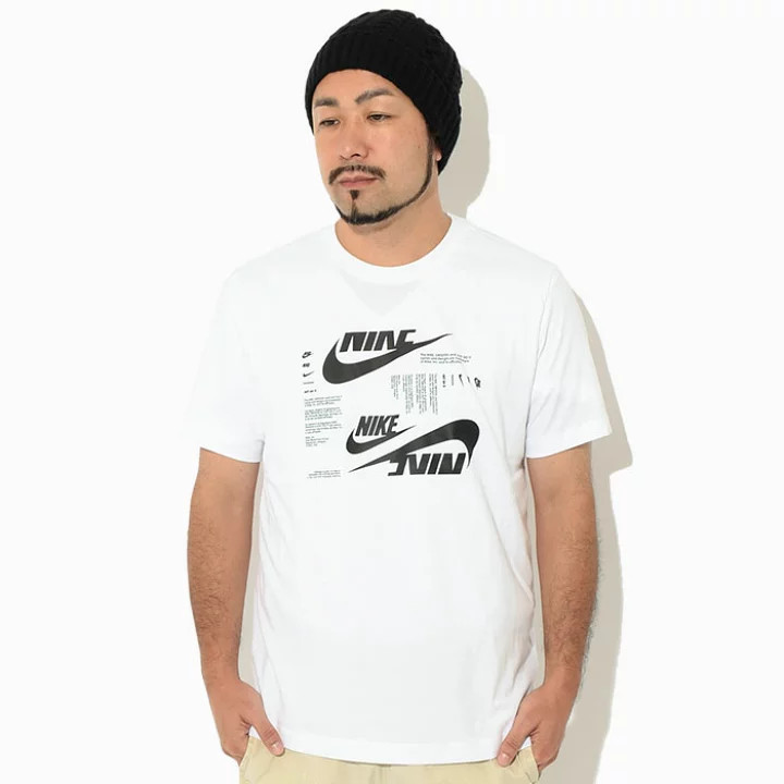 Nike Sportswear Club Essential Tee