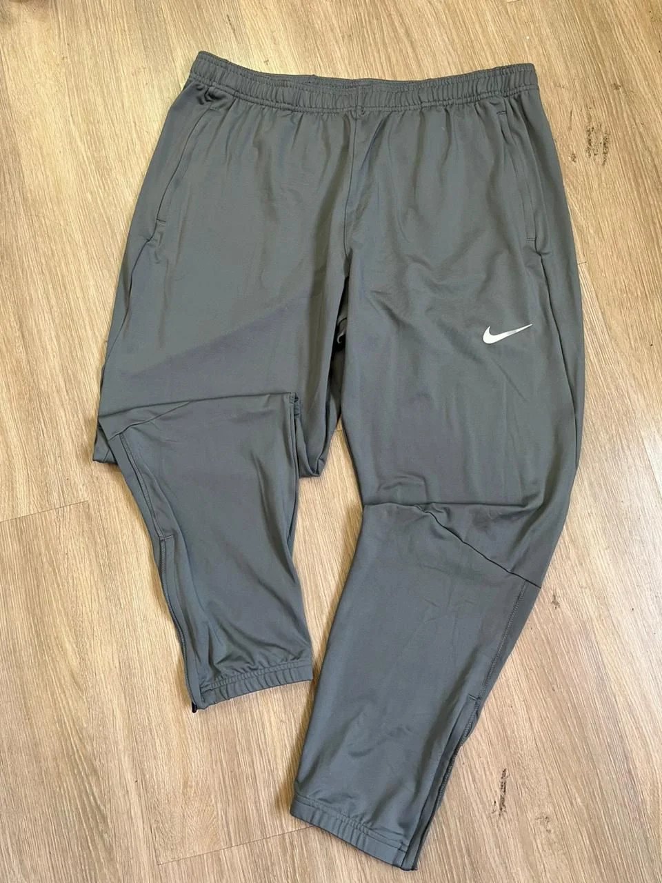 Nike Men’s 29” Essential Running Pants