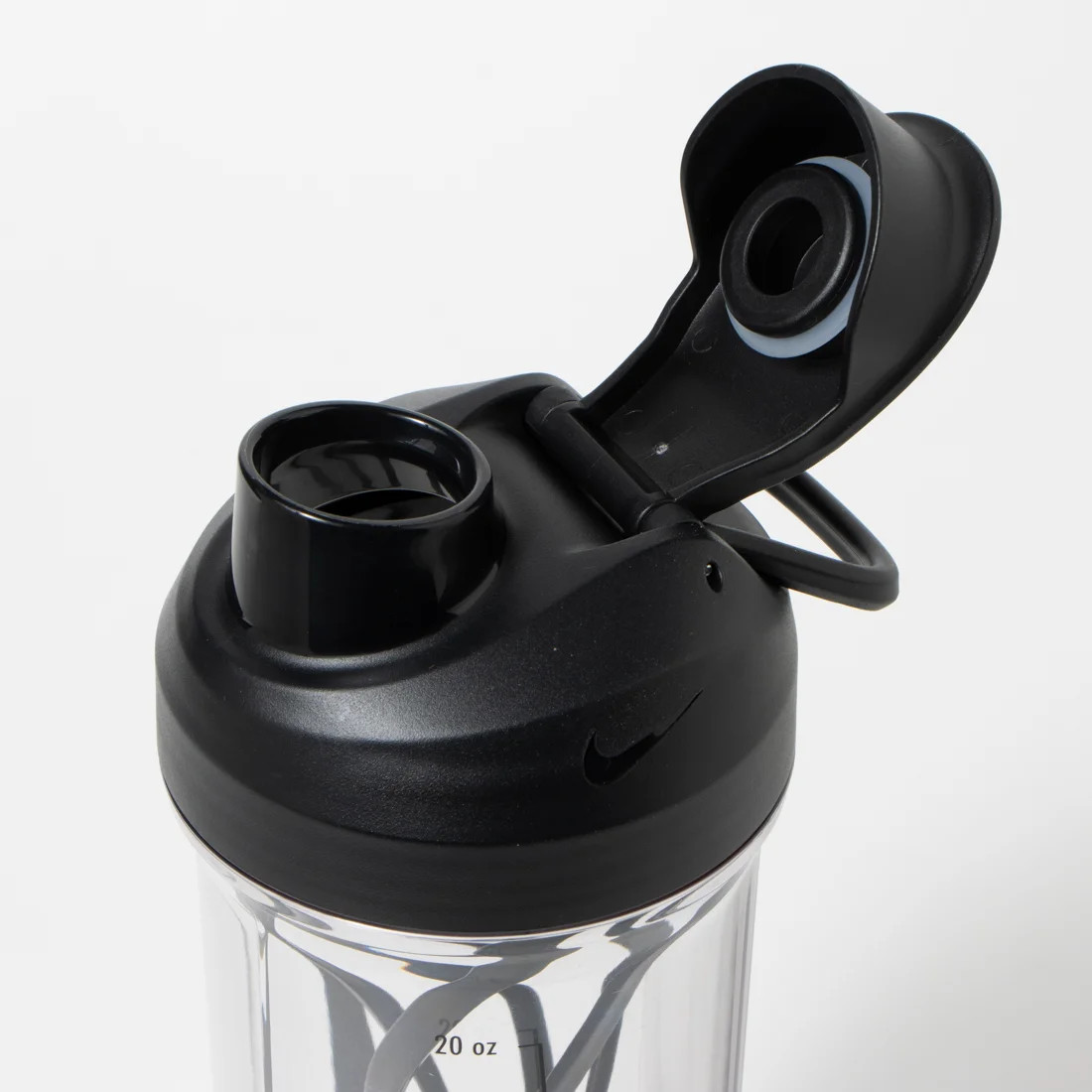 nike tr hypercharge shaker bottle