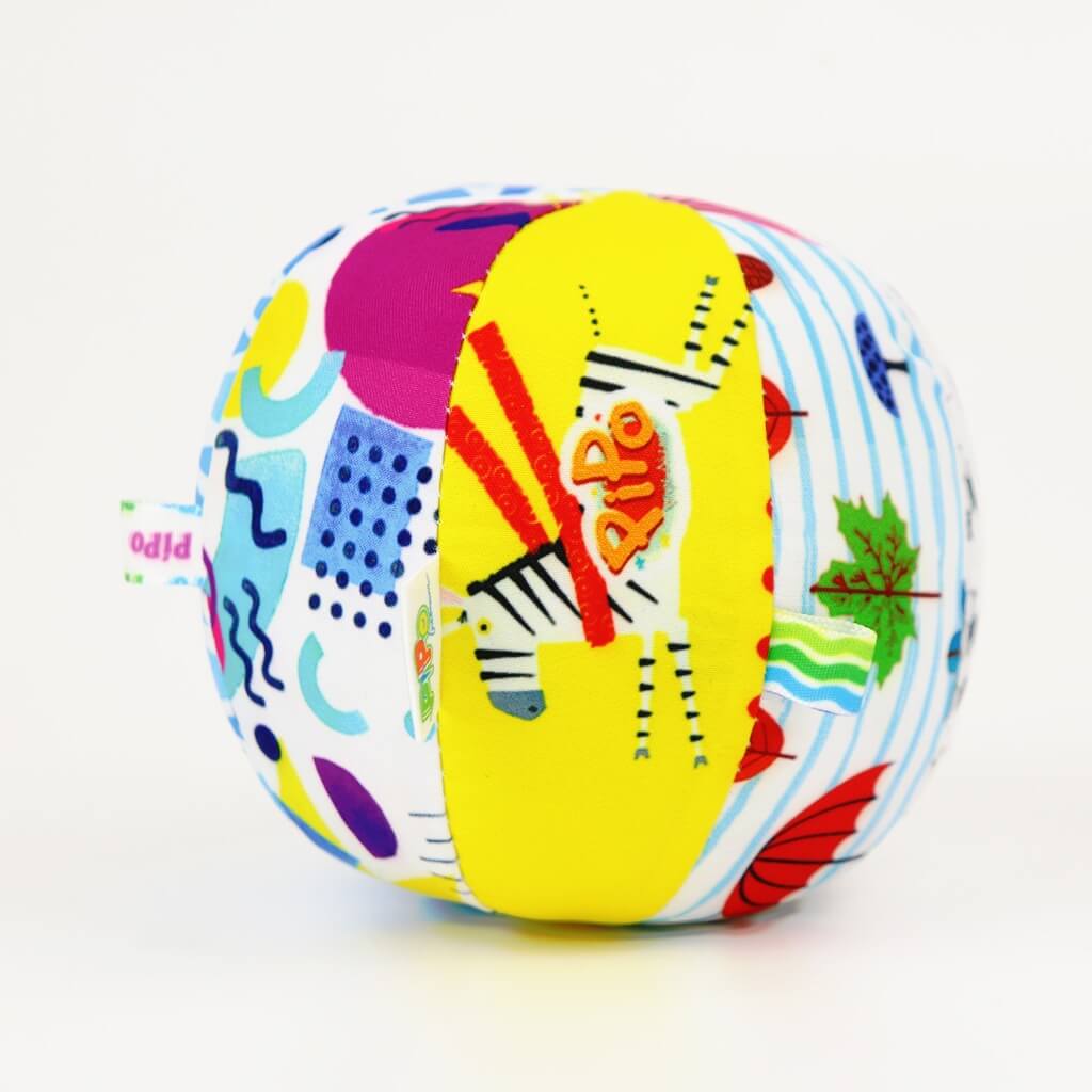 Bóng vải Pipo Jungle 12 múi có xúc xắc