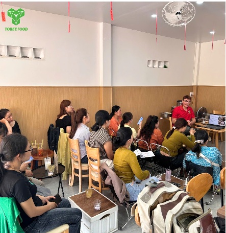 TOBEE FOOD ĐỒNG HÀNH ĐÀO TẠO PHA CHẾ: GIẢI PHÁP NGUYÊN LIỆU & CÔNG THỨC TỐI ƯU CHO QUÁN F&B