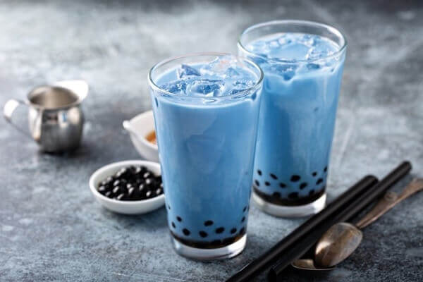 Pha trà sữa hoa đậu biếc cơ bản