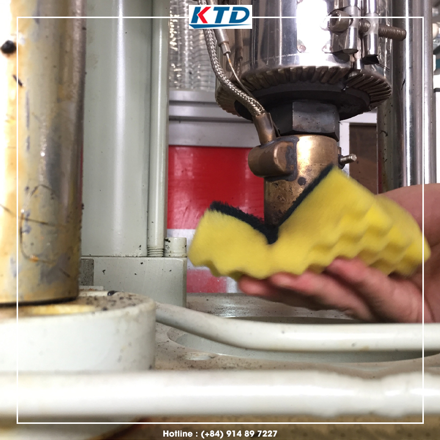 Quy Trình Làm Sạch Và Bảo Dưỡng Khuôn với Hóa Chất Buchem