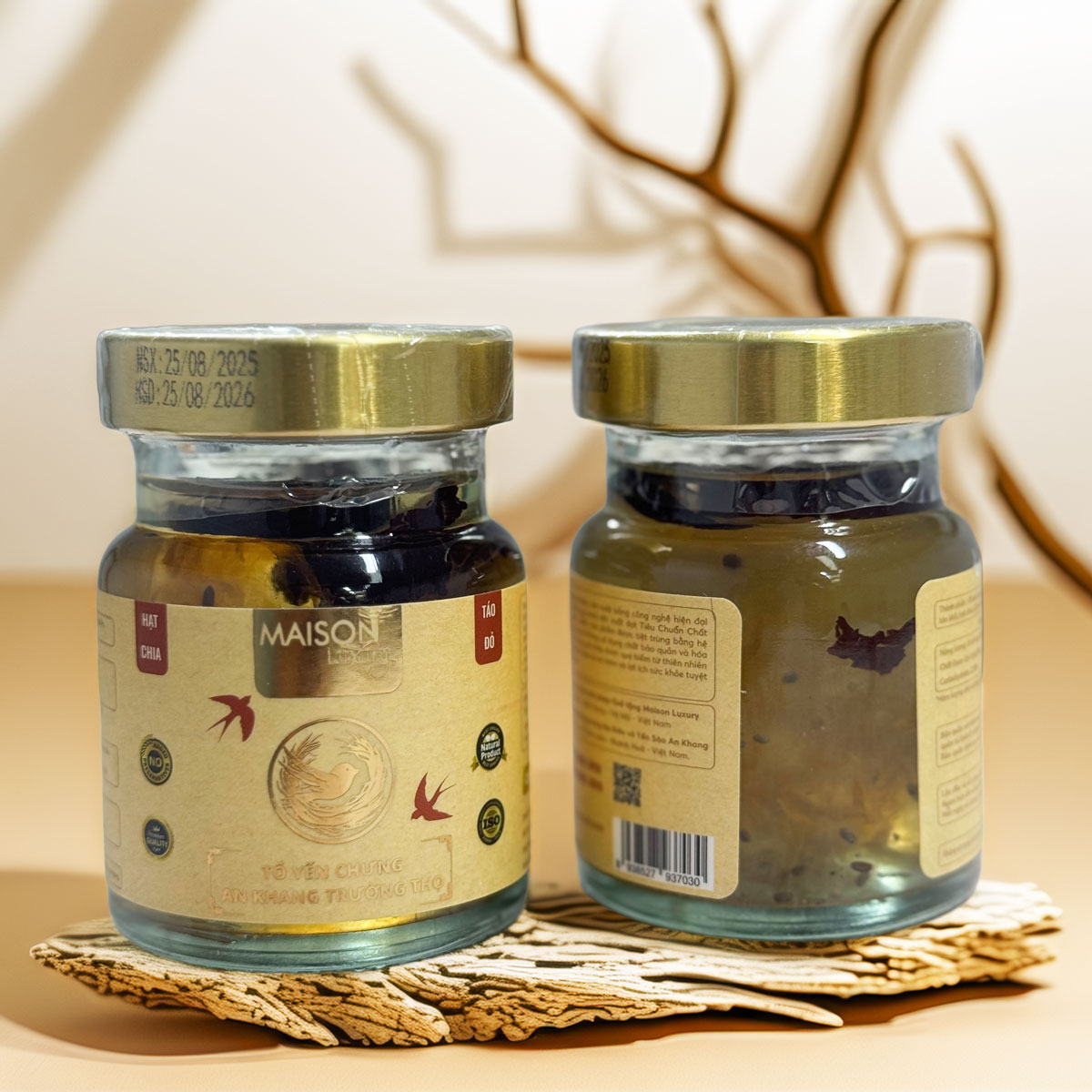 Tổ Yến Chưng Hạt Chia Táo Đỏ 70ml - Maison Luxury