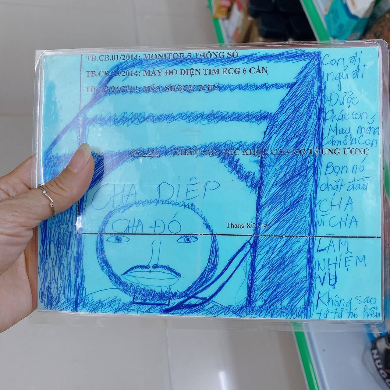 Phép lạ của Chúa - Cha Phanxicô Xavie Trương Bửu Diệp nhập xác con và vẽ thanh đao ở cổ Ngài