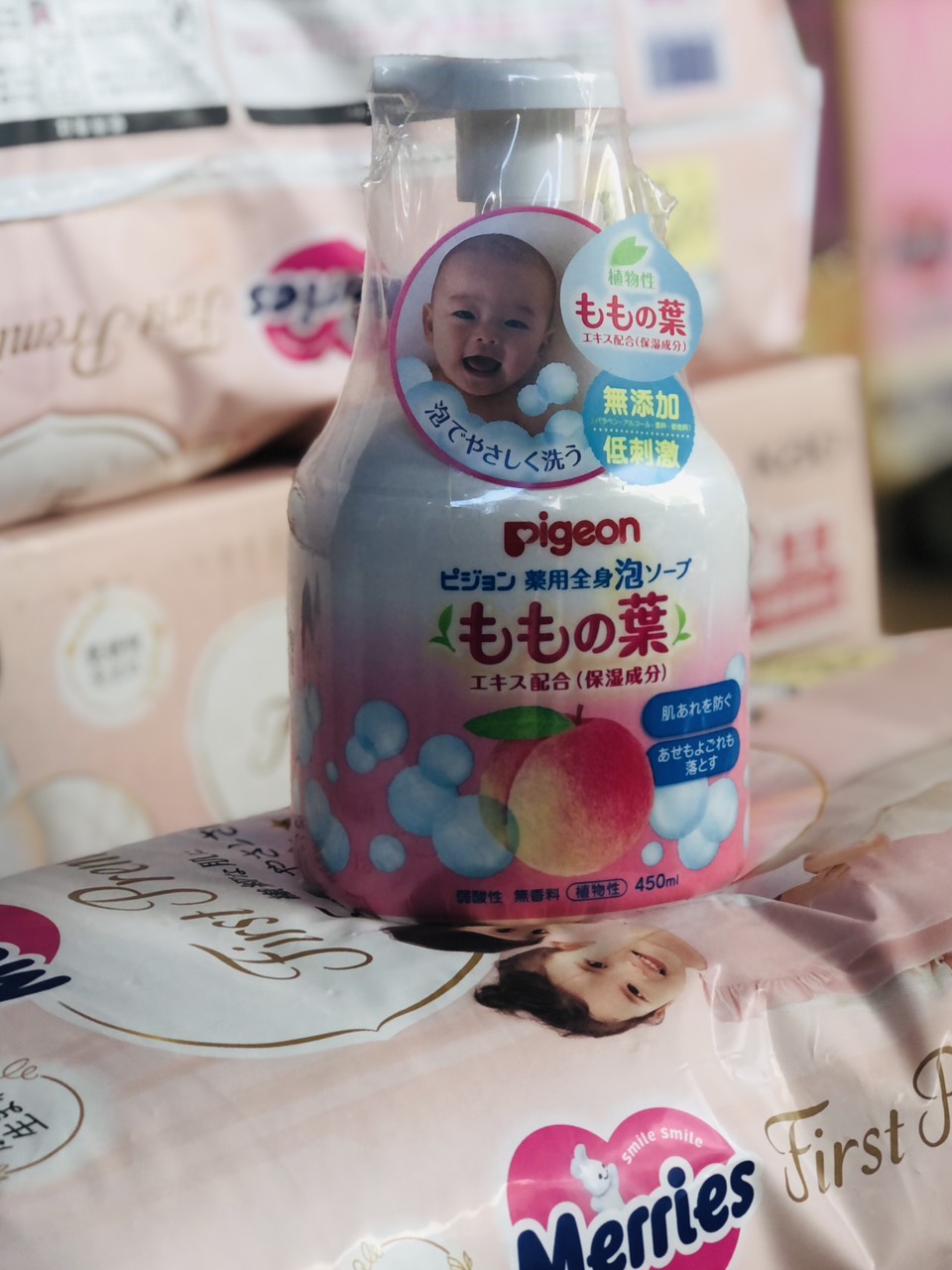 Sữa Tắm Gội Tạo Bọt Đào Pigeon - Chai 450ml- T20