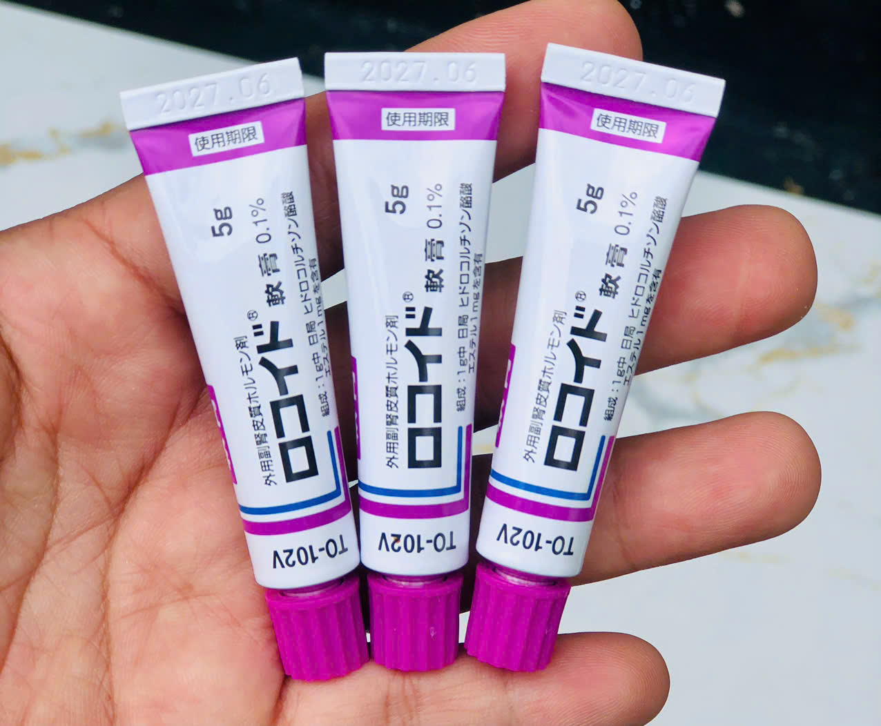 Kem Bôi Vết Muỗi, Côn Trùng Cắn Rokoito Locoid Ointment 0.1%  - 5g