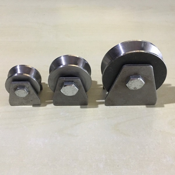 Bánh xe sắt rảnh chữ V