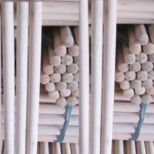 Cán cuốc ( cán xẻng )