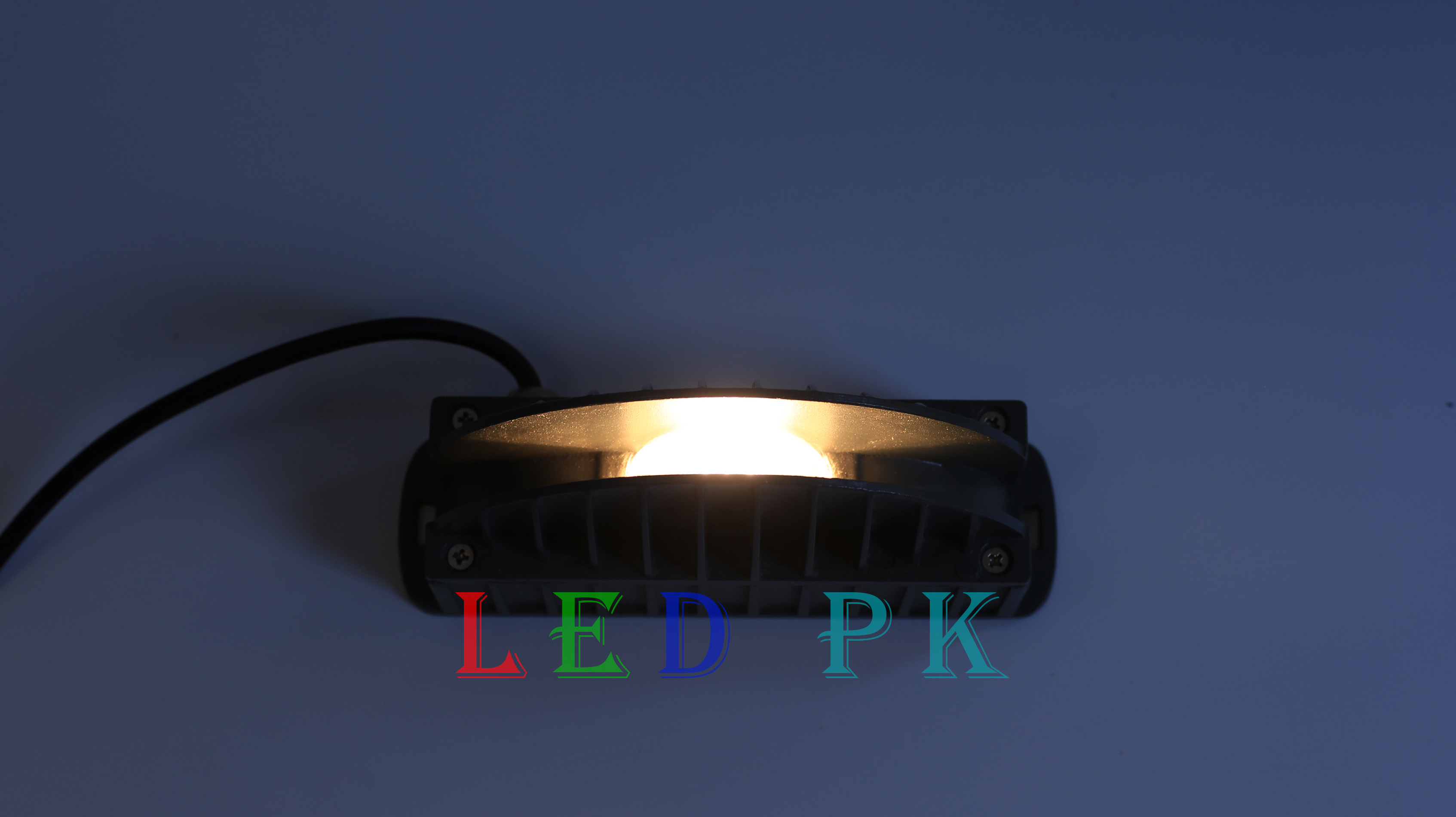 ĐÈN HẮT KHE (6W)