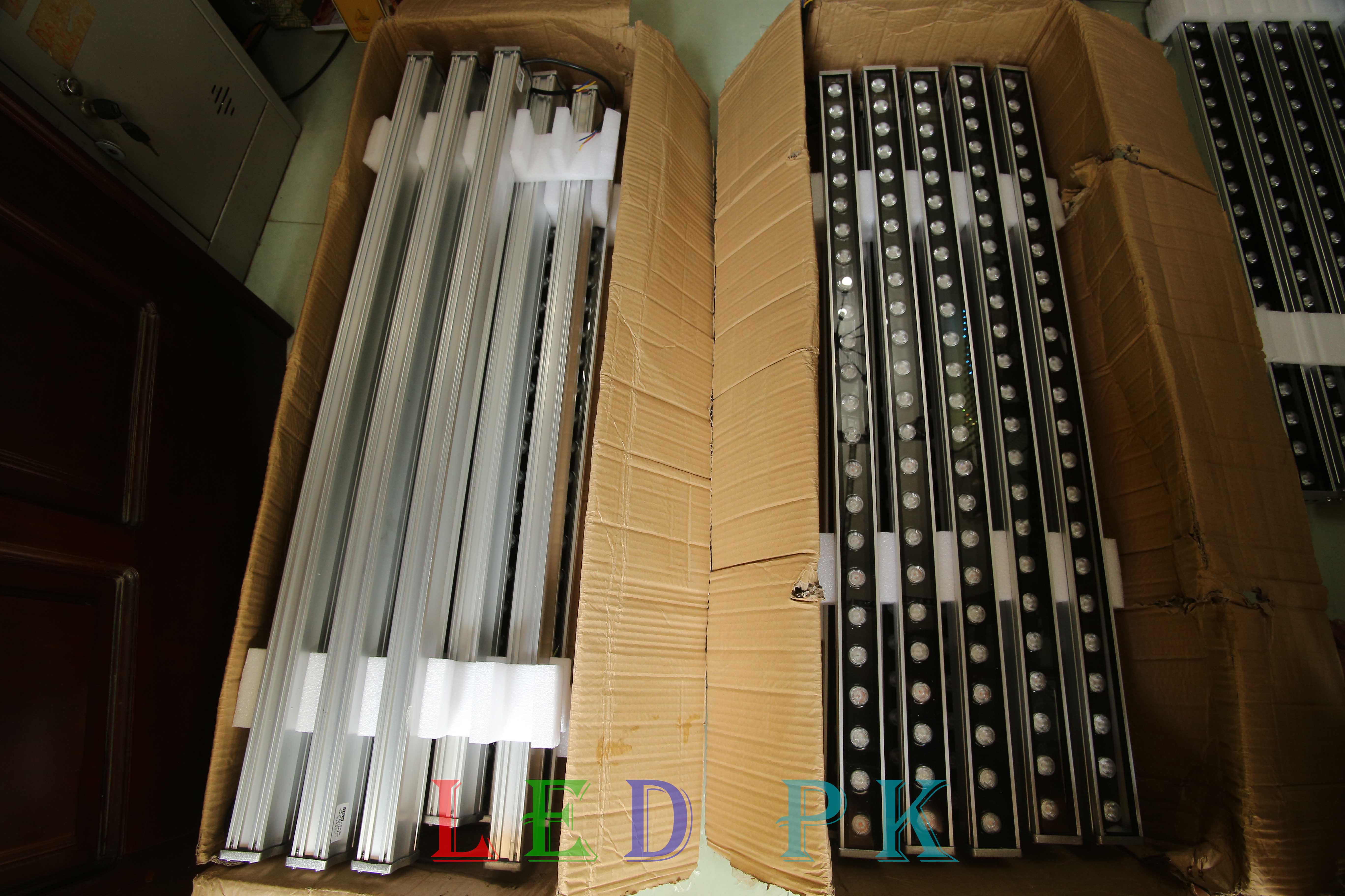 Led Thanh 220V RGB 24W (100cm và 50cm)