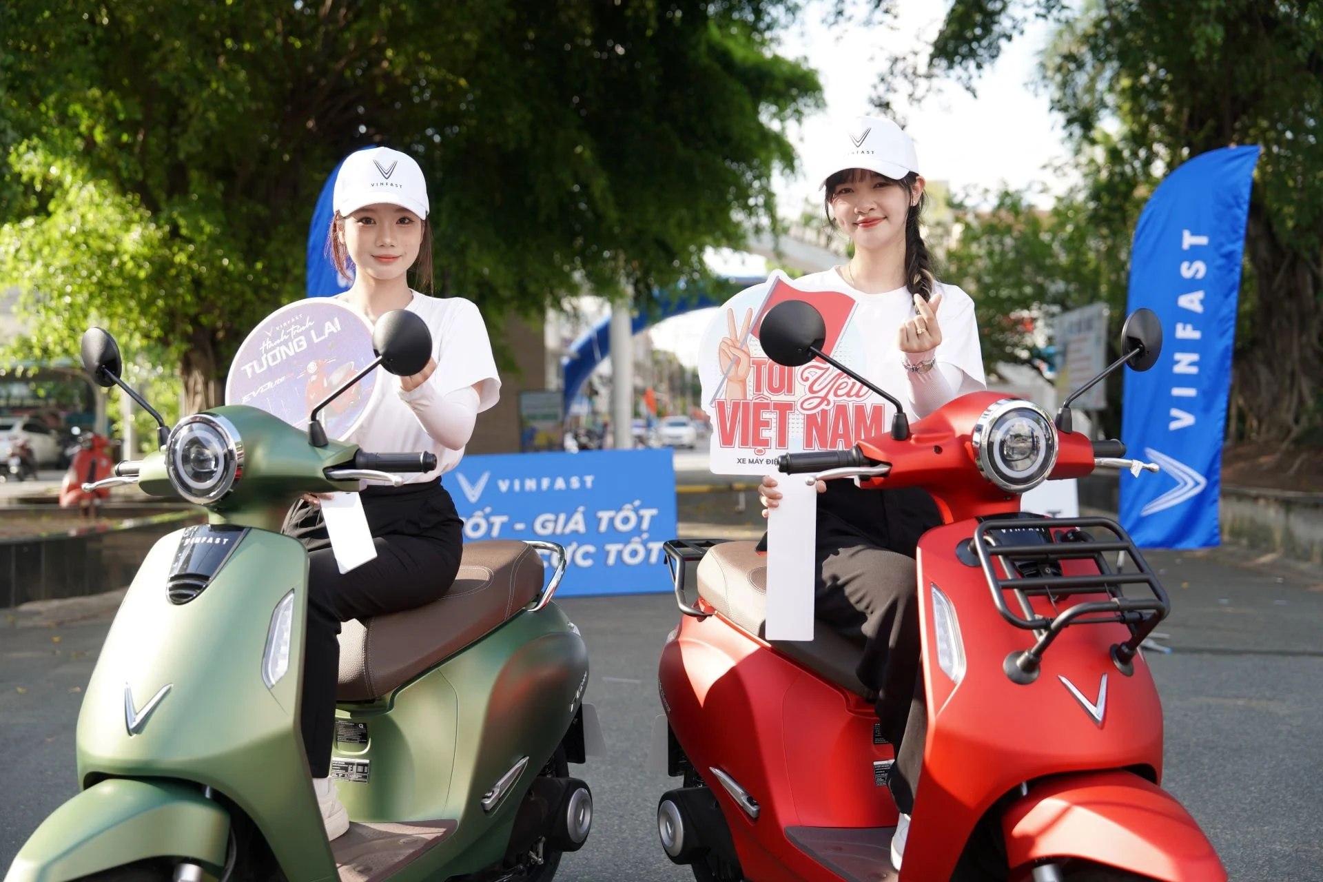 tmt-gia-nhap-cuoc-dua-xe-may-dien-pin-lfp-tam-chay-180-km-nham-thang-thi-truong-