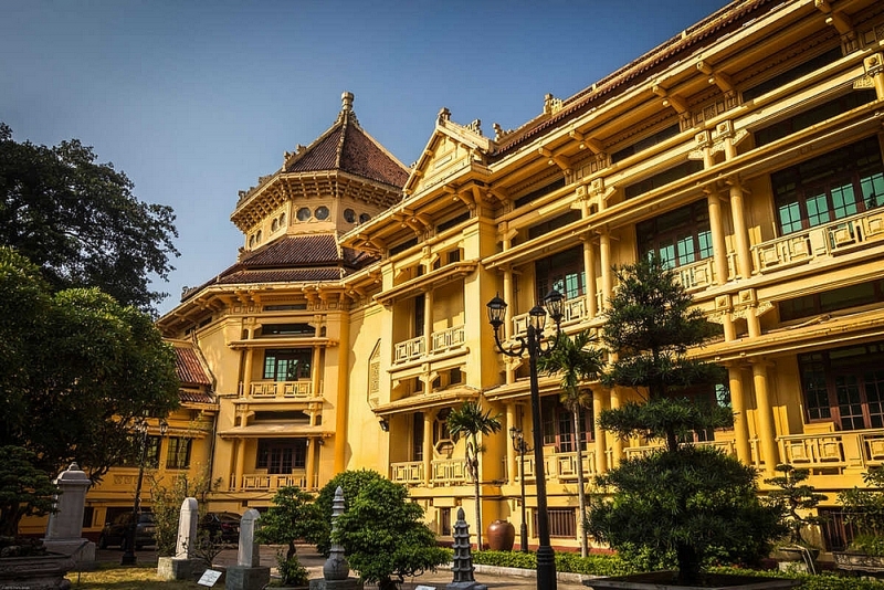Bộ sưu tập “Dấu ấn Đông Dương” trải dài hơn 100 năm tại Việt Nam