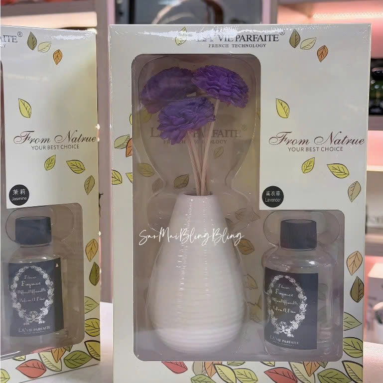 Set tinh dầu+bình hoa La'vie Parfaite-BL