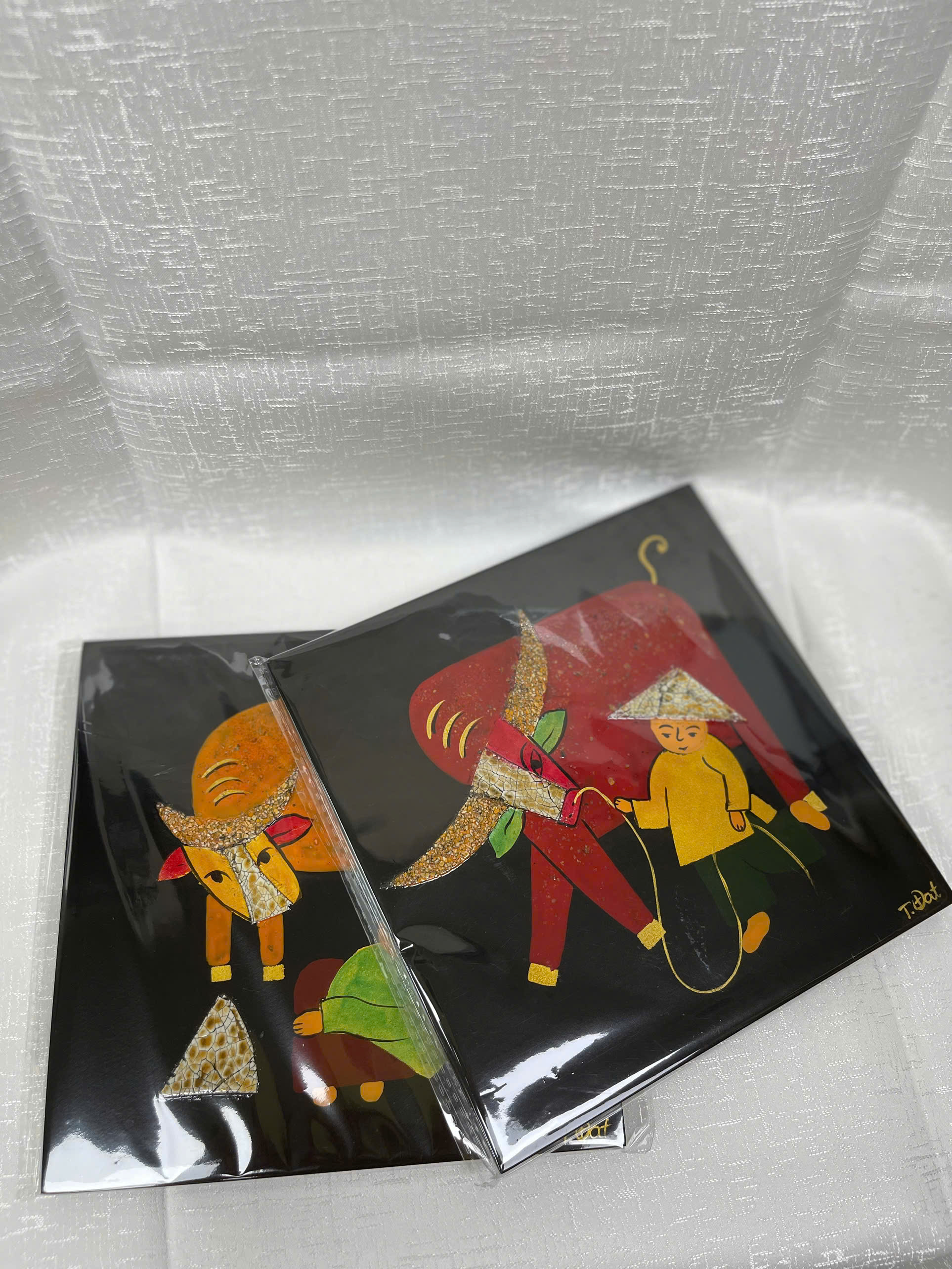 Tranh gỗ sơn mài vuông trâu+phố 15cm-SMTB