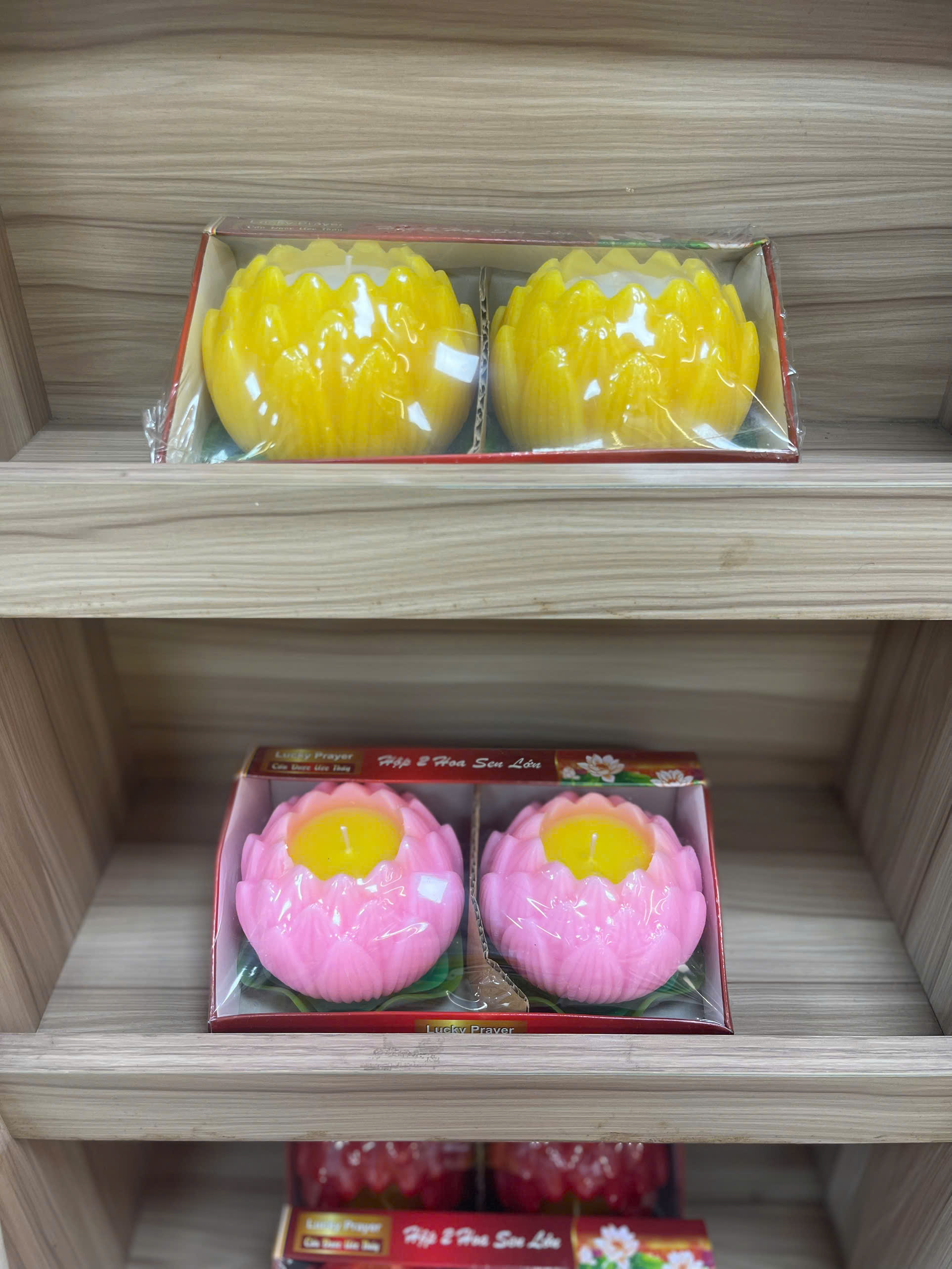 Cặp nến hoa Sen lớn NQM 2547-QT