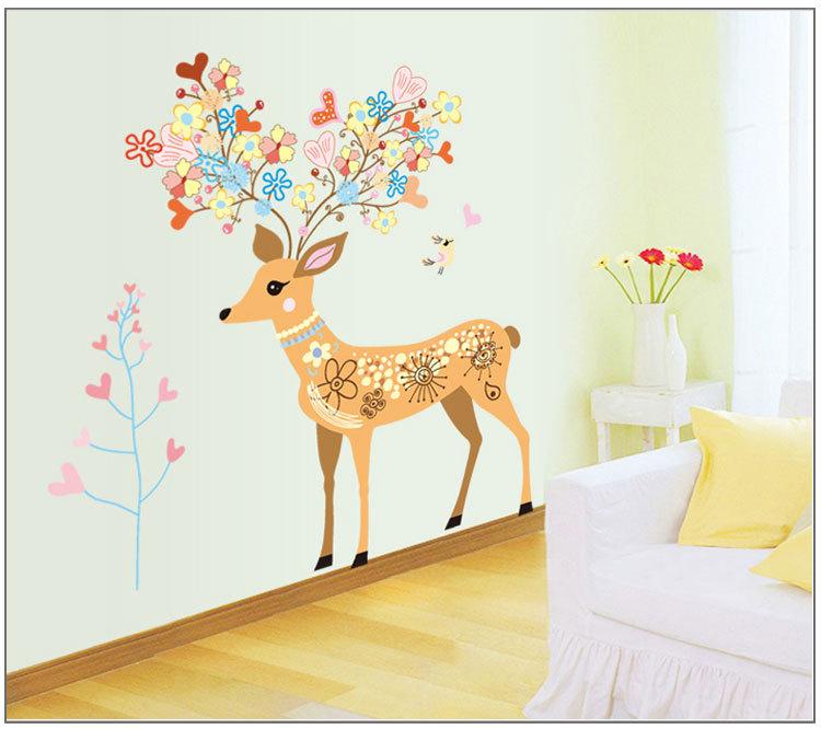 Decal dán tường Nai Vàng  dlx9171