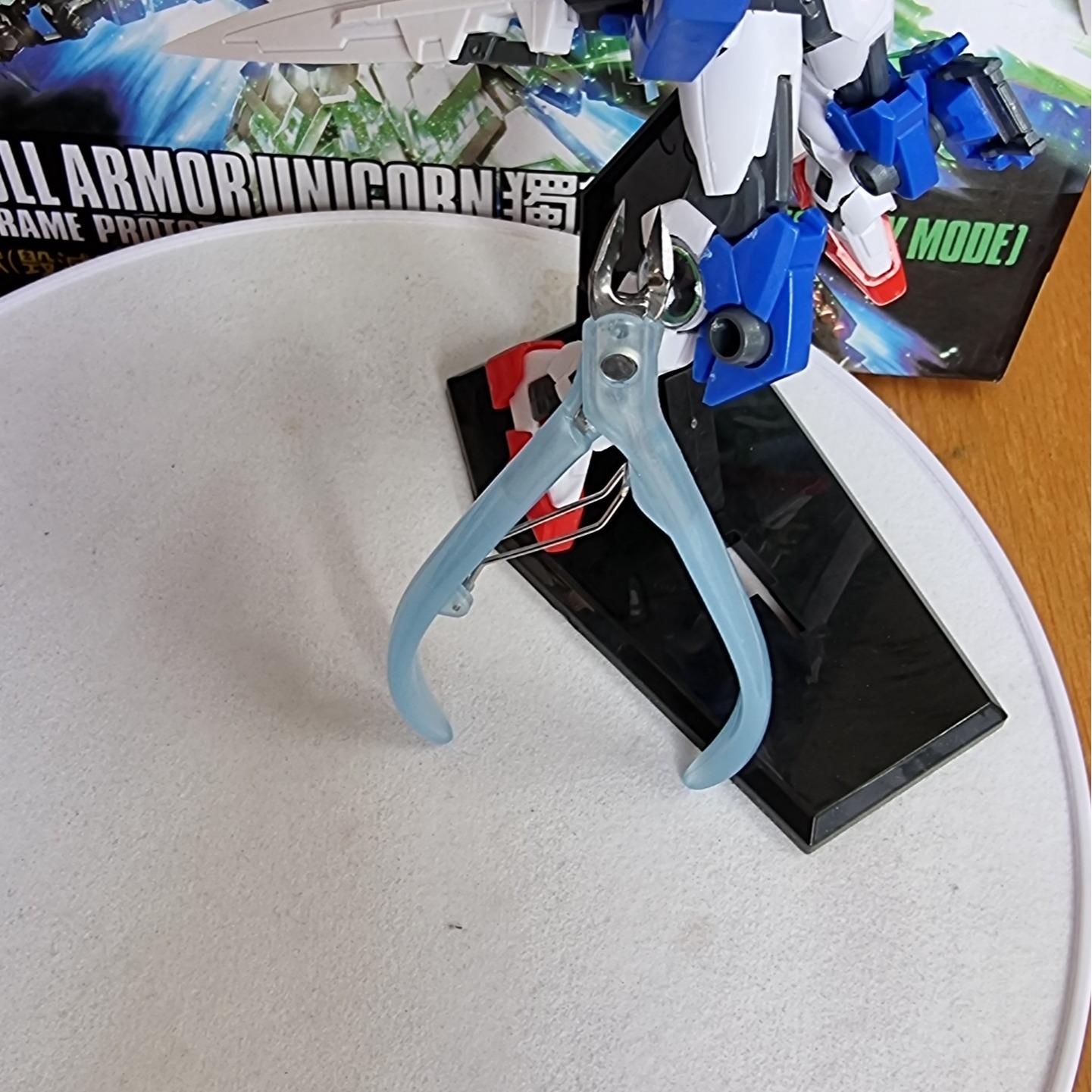 Kìm cắt Gundam dành cho người chơi mô hình