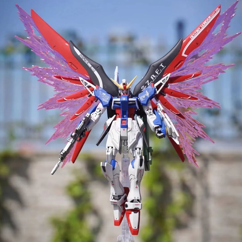 Mô hình Robot Wings of Destiny Light HG 1/144 Chất liệu nhựa siêu đẹp