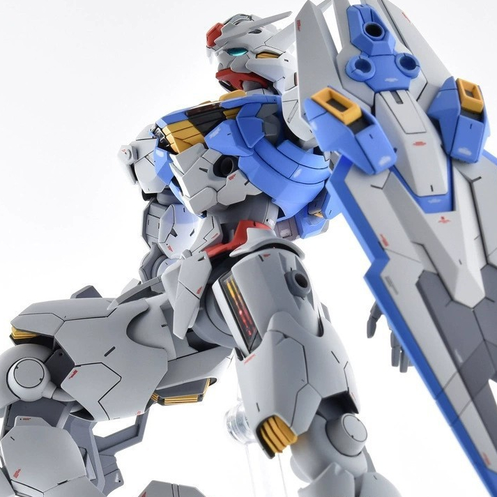 Mô hình Robot Gundam Fengling HG 1/144 Chất liệu nhựa siêu đẹp