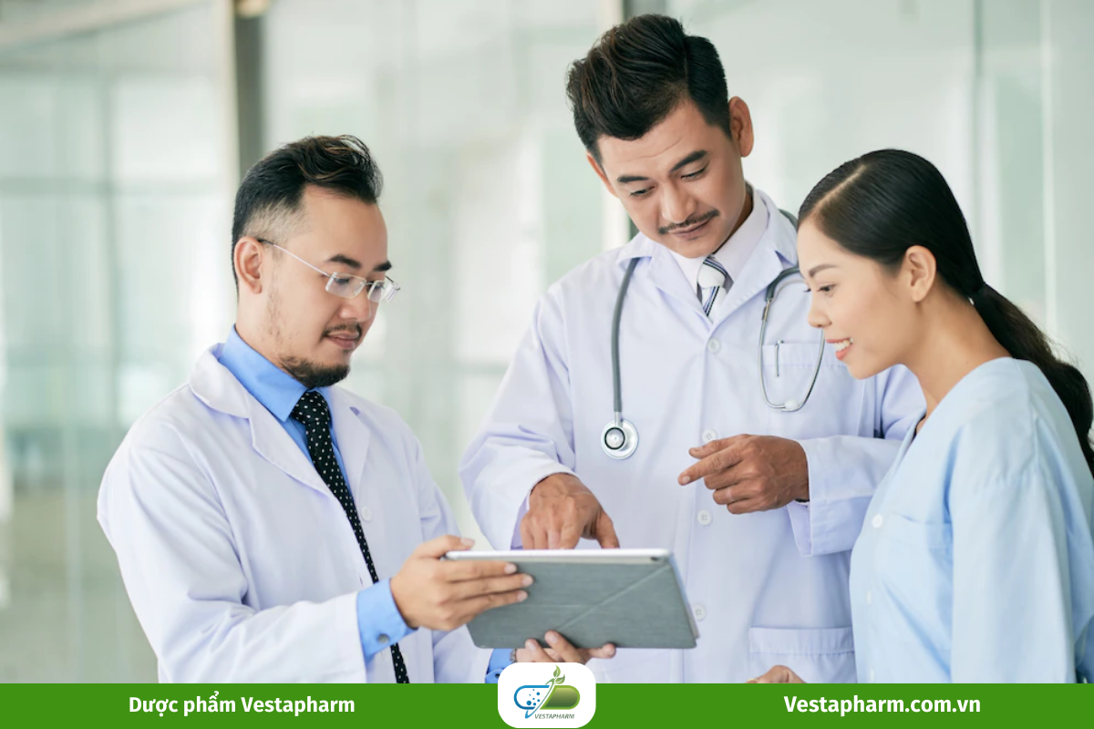 Dược phẩm Vestapharm đào tạo kiến thức sản phẩm cho dược sĩ tại quầy thuốc, nhà thuốc