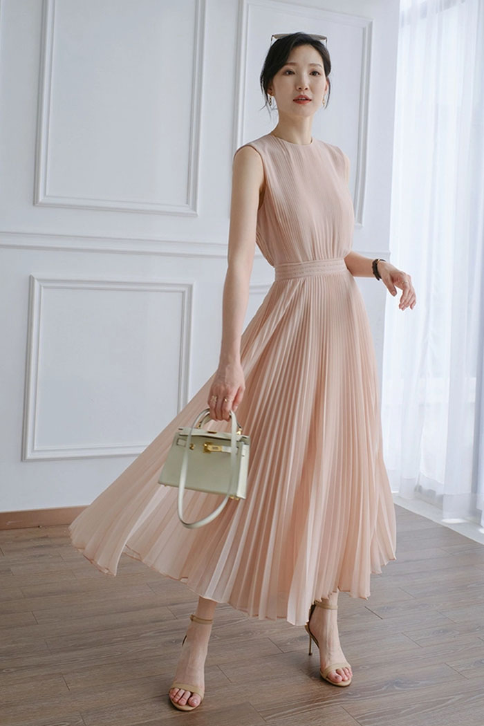 Đầm midi voan xếp li cộc tay hồng phấn đầm dự tiệc phiên  Xiny D165230